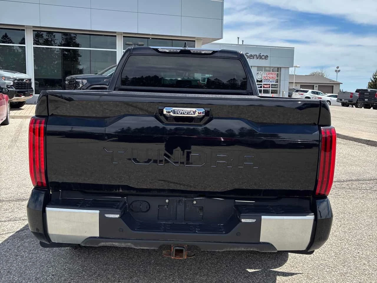 Toyota Tundra * Limited Hybrid * CARFAX * ОПЦИЯ ЗА ФИНАНСИРАНЕ, снимка 4 - Автомобили и джипове - 55199558