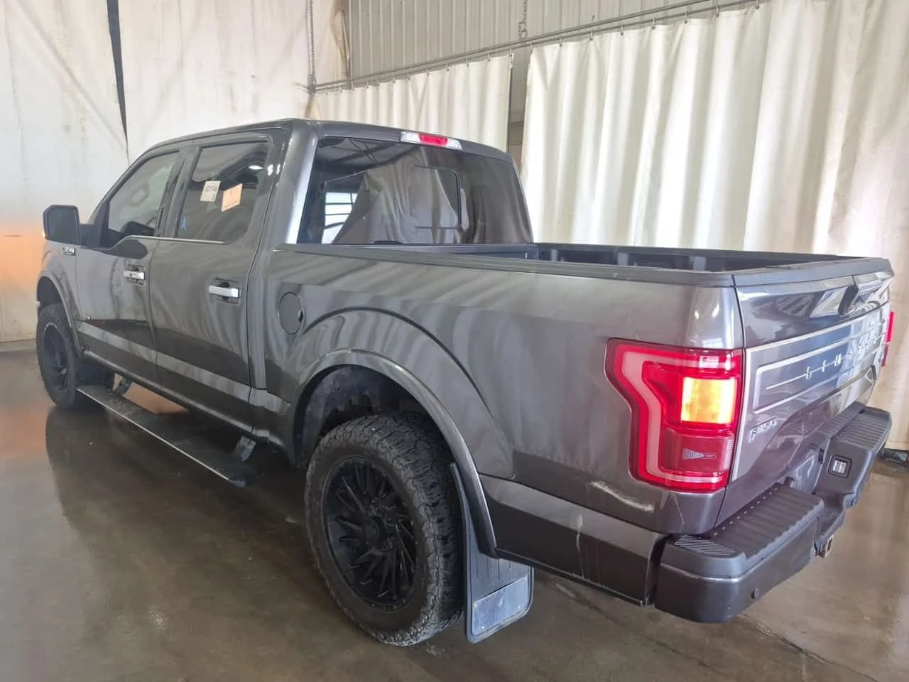 Ford F150 * LIMITED CREW CAB SHORT BED * CARFAX * , снимка 5 - Автомобили и джипове - 55350134