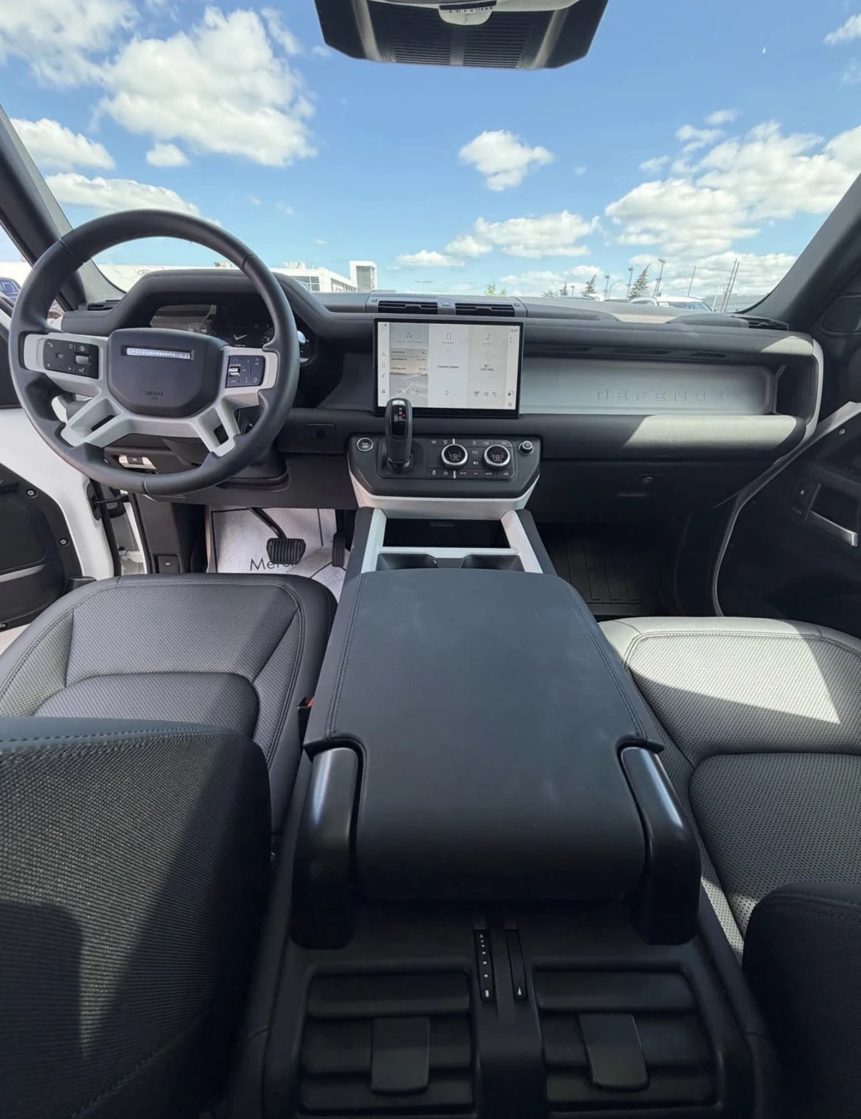 Land Rover Defender 110 P300 S AWD * 360 CAMERA * DISTRONIC * CARFAX * | Mobile.bg � ����������� 9