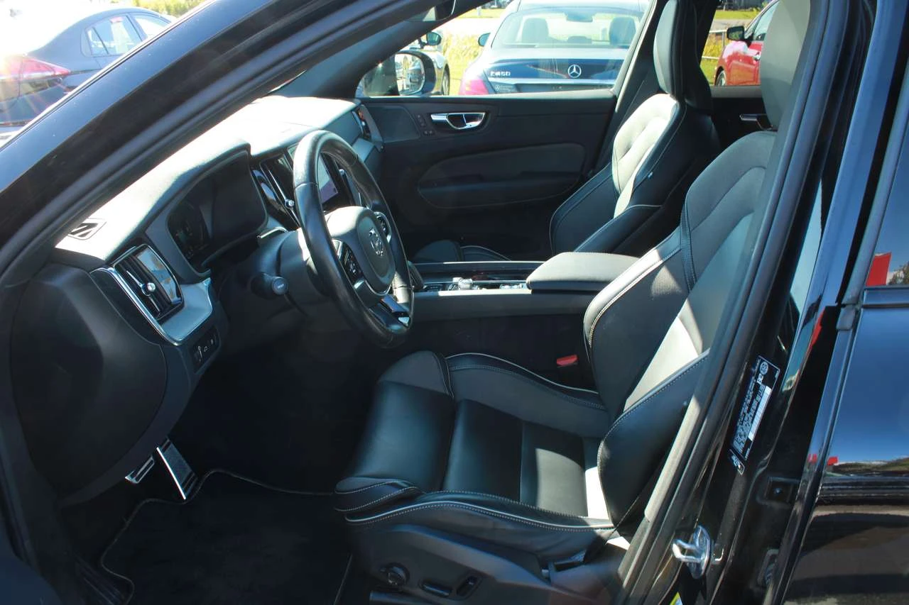 Volvo XC60 Recharge T8 eAWD PHEV R-Design, MAGS, CUIR, AC | Mobile.bg � ����������� 10