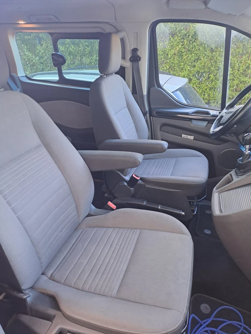 Ford Transit Custom Tourneo, снимка 9 - Бусове и автобуси - 52588347