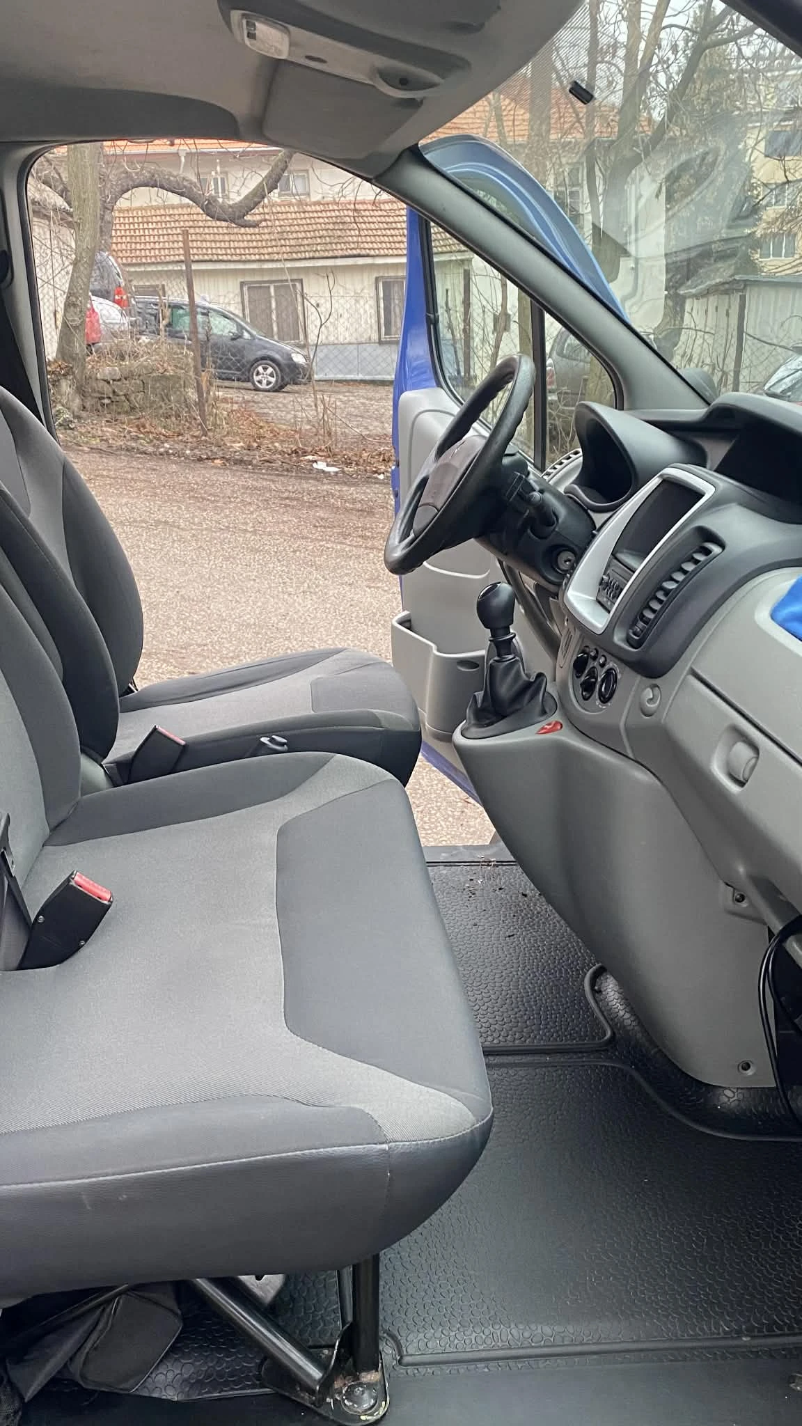 Renault Trafic ПЪТНИЧЕСКИ, снимка 9 - Бусове и автобуси - 54028128