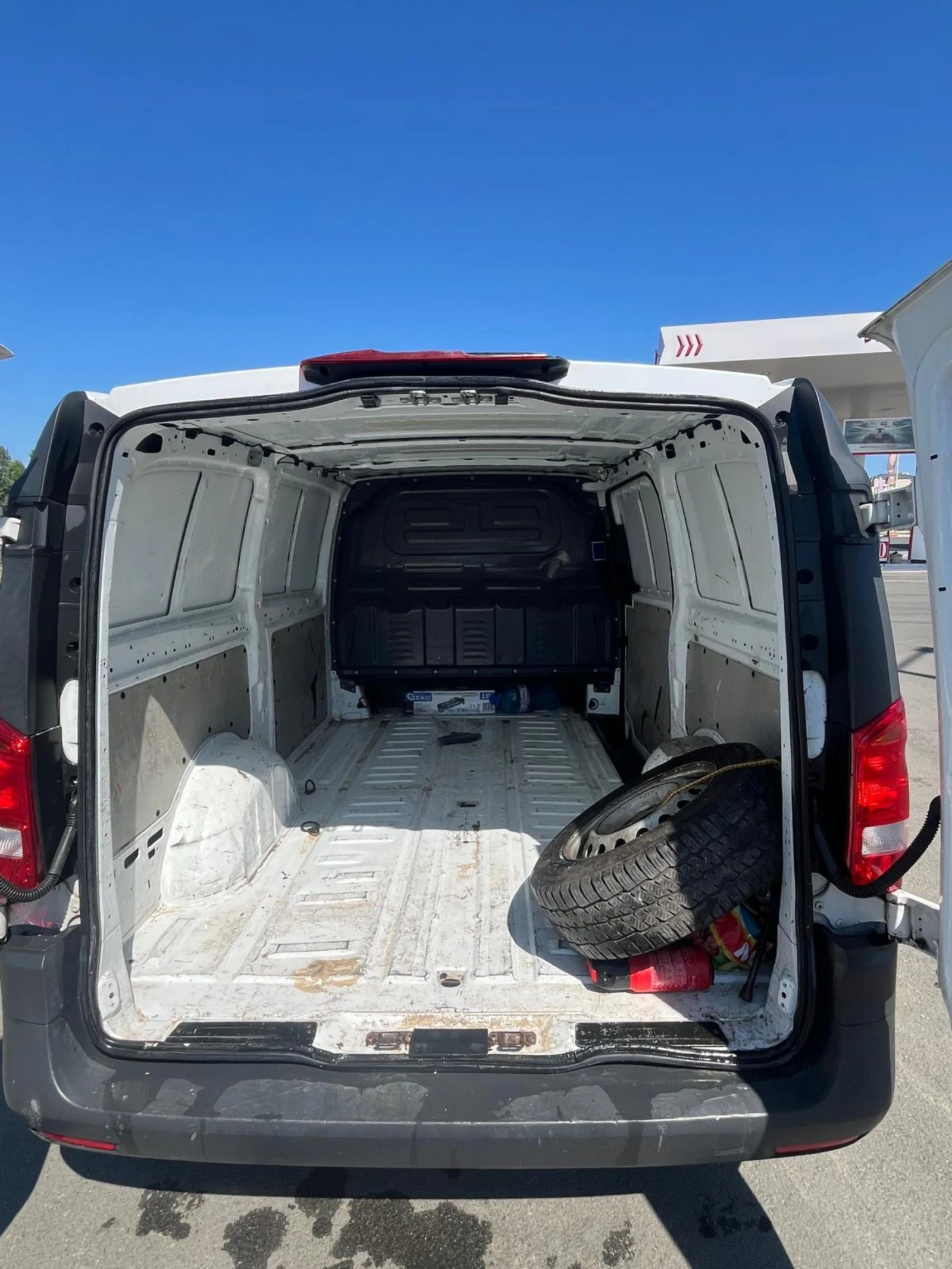 Mercedes-Benz Vito, снимка 9 - Бусове и автобуси - 55103039