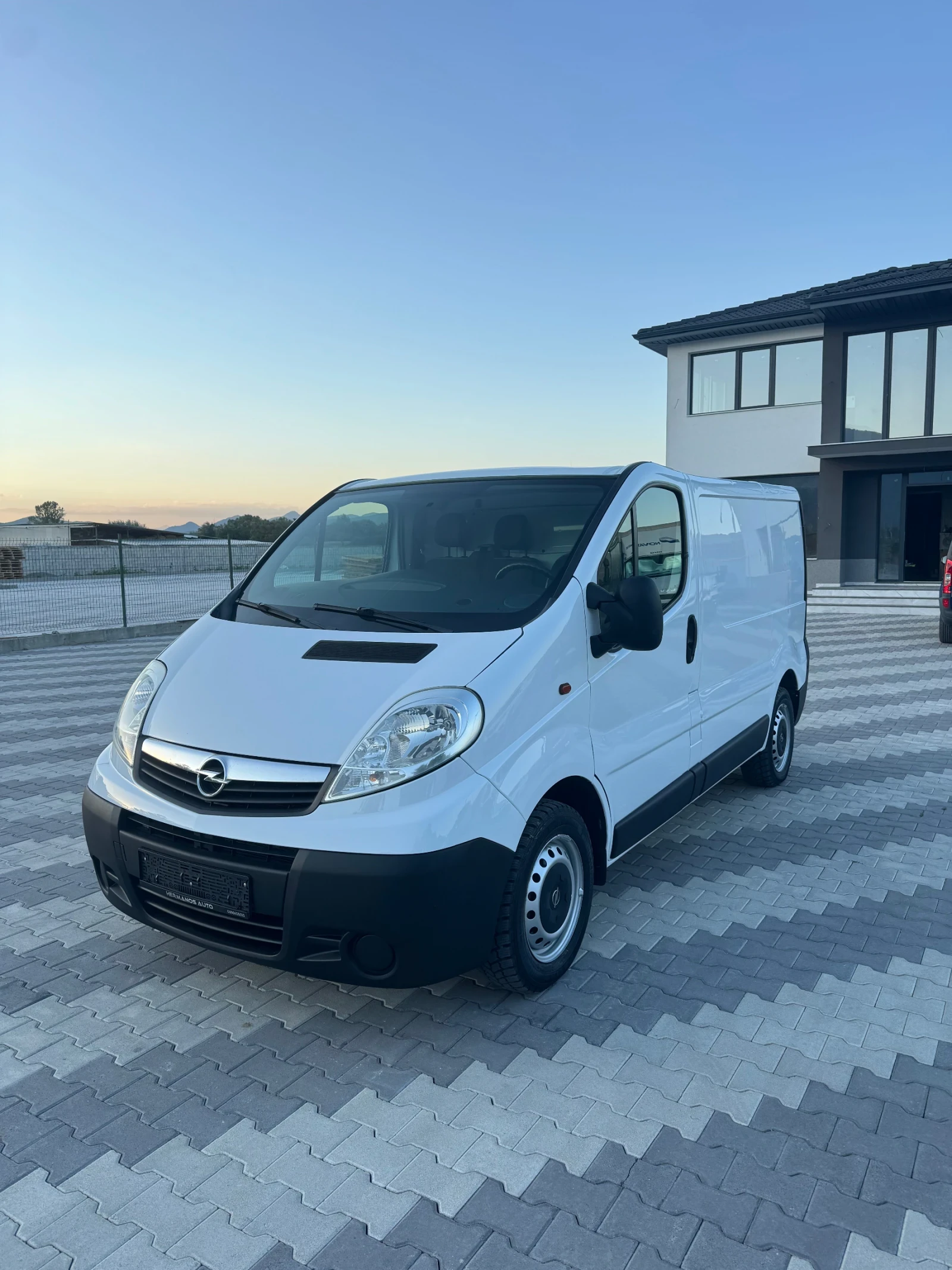 Opel Vivaro 2.0 CDTI * КЛИМАТИК* 