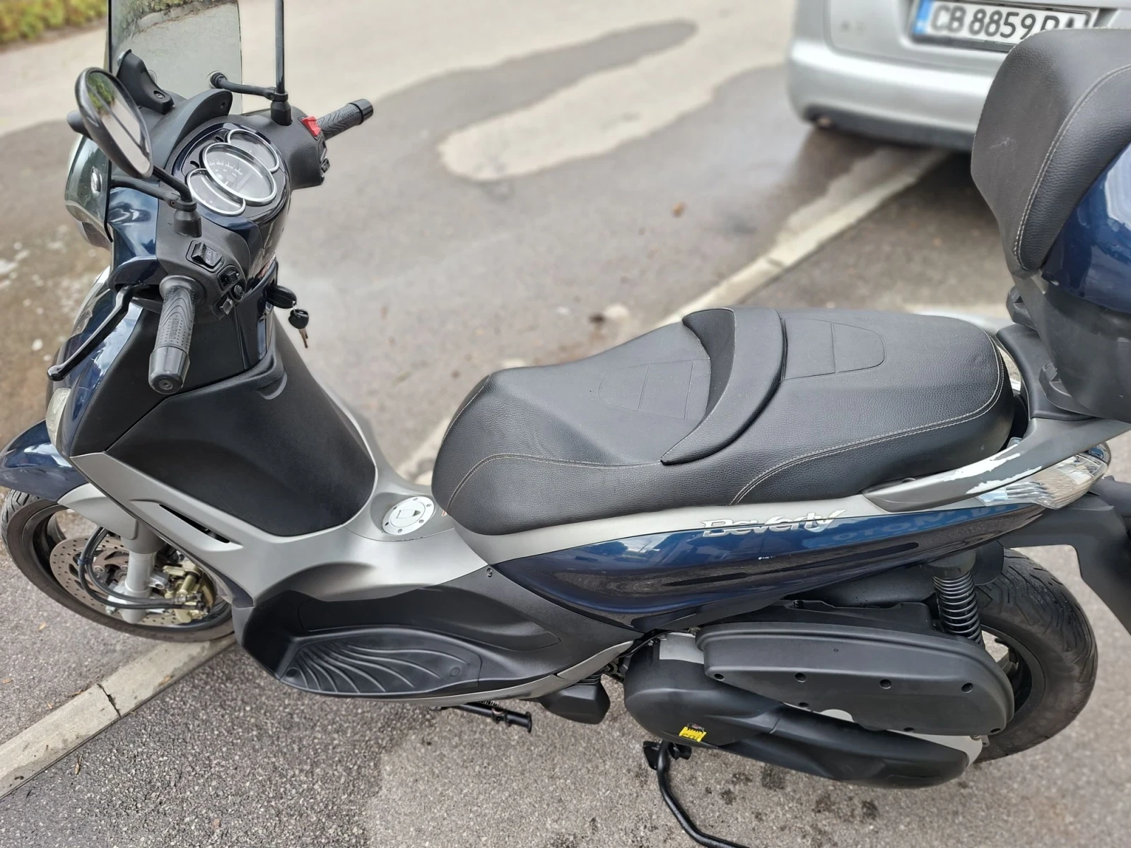 Piaggio Beverly 350ie УНИКАТ ПРОМОЦИЯ, снимка 12 - Мотоциклети и мототехника - 56270064