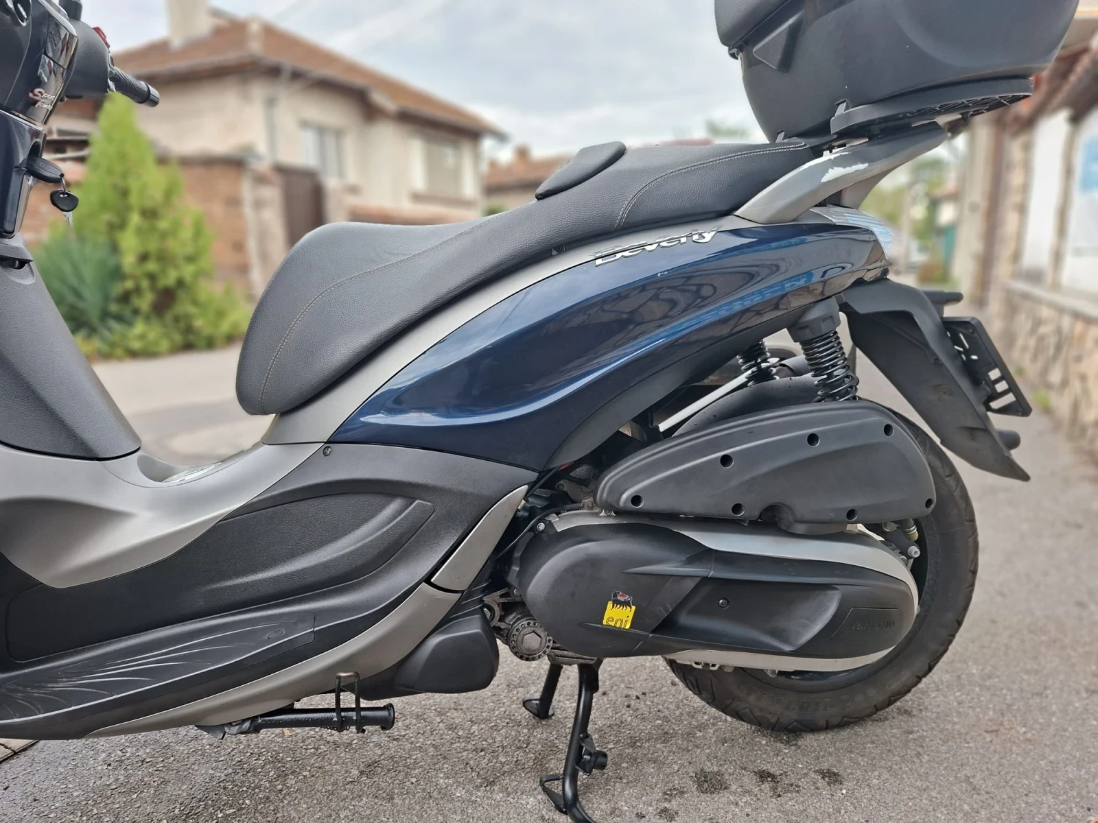 Piaggio Beverly 350ie УНИКАТ ПРОМОЦИЯ, снимка 3 - Мотоциклети и мототехника - 56270064