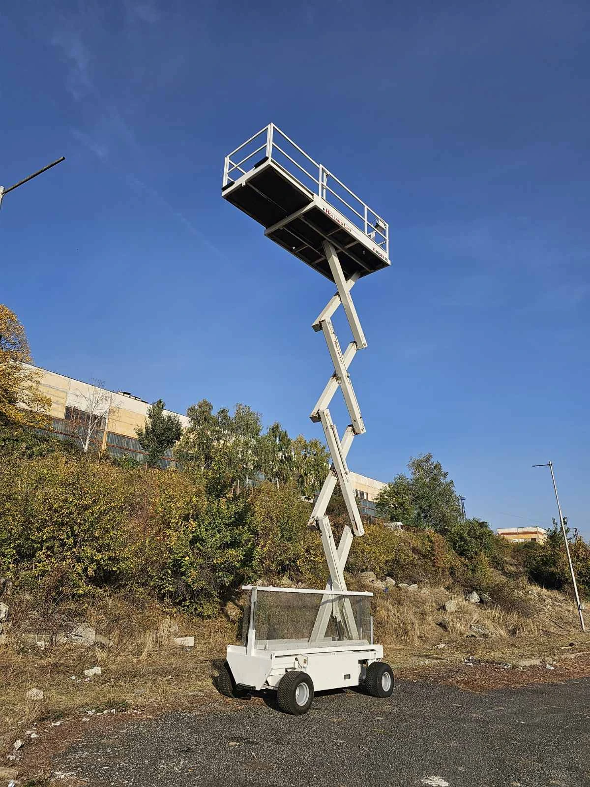  Holland Lift 105 EL 18 | Mobile.bg   11