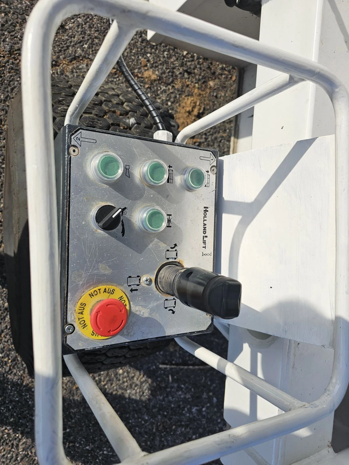  Holland Lift 105 EL 18 | Mobile.bg   15