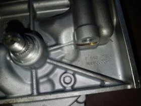 Глави на части със здрави валове маслена помпа 2 бутала BMW M5 F10, снимка 7