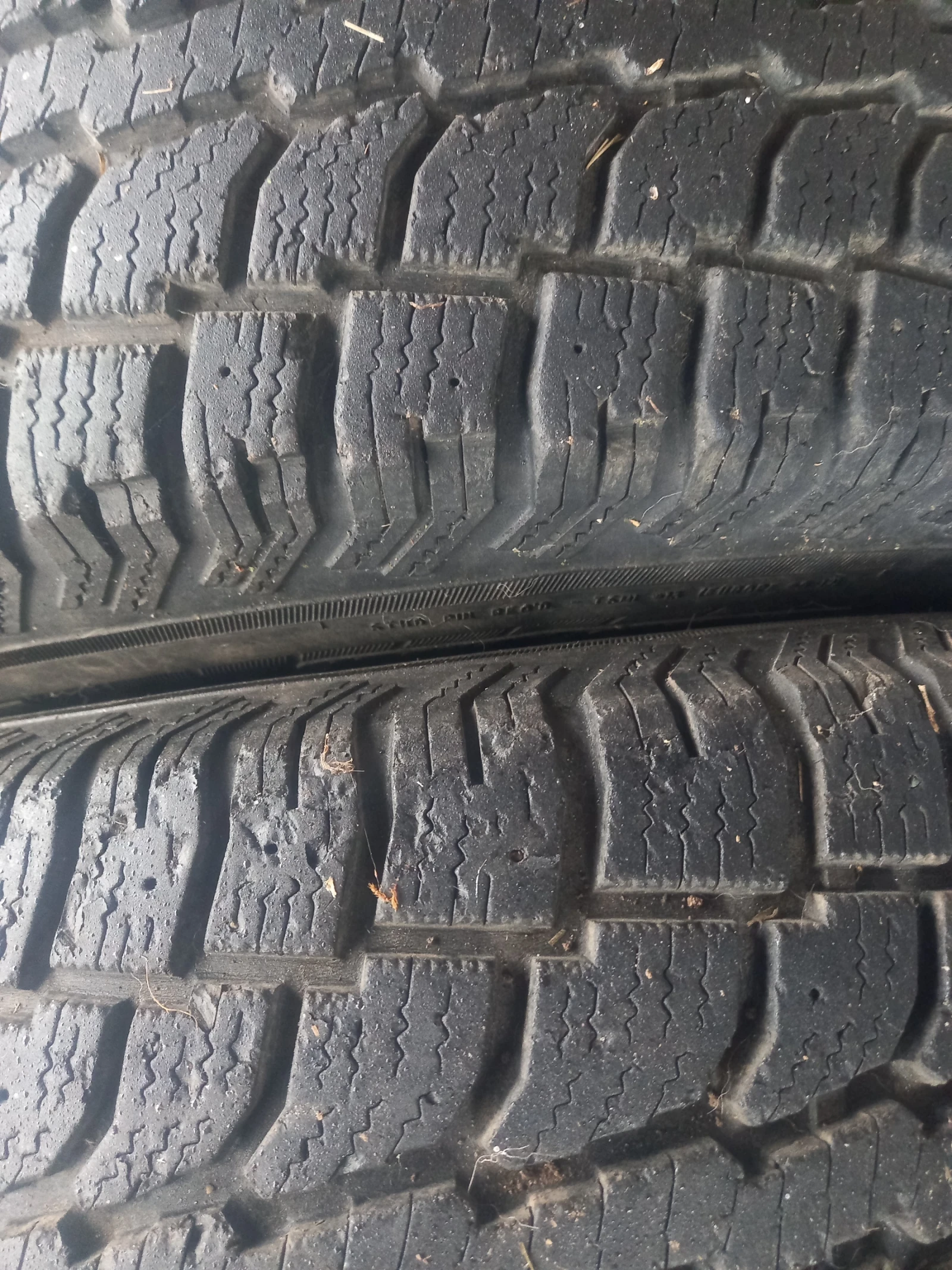 ���� � ������ 235/75R15 �� Nissan Terrano | Mobile.bg � ����������� 4