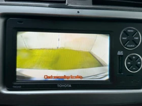 Toyota Corolla SDN 1.6 VVT-i 6MT Luna * 32 000km* от България, снимка 13