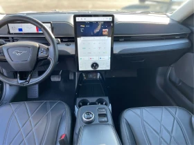 Ford Mustang Mach-E Select* КАМЕРА* КОЖА* ПАНОРАМА* , снимка 8