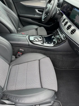 Mercedes-Benz E 220 AMG line, снимка 11