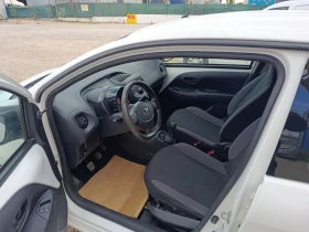 Toyota Aygo, снимка 6