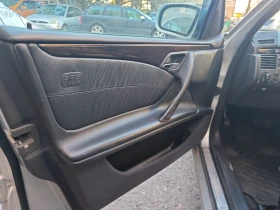 Mercedes-Benz E 320, снимка 12