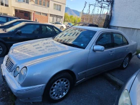 Mercedes-Benz E 320, снимка 3