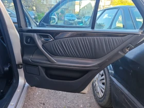 Mercedes-Benz E 320, снимка 15