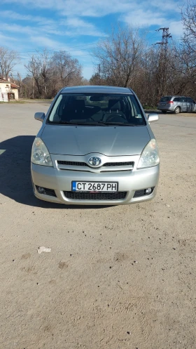 Toyota Corolla verso, снимка 1