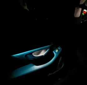 Обява за продажба на Mercedes-Benz C 200 Ambient, 360, Memory ~40 000 лв. - изображение 11