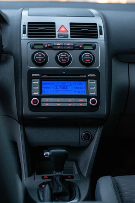 VW Touran 1.9 TDI AUTO - 8500 лв. / 4345.98 € - 69465767 7
