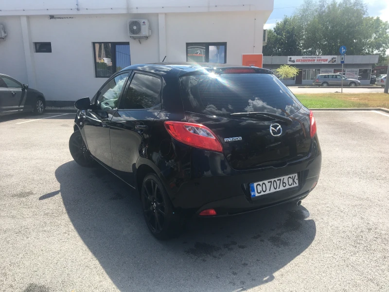 Mazda 2, снимка 2 - Автомобили и джипове - 46992305