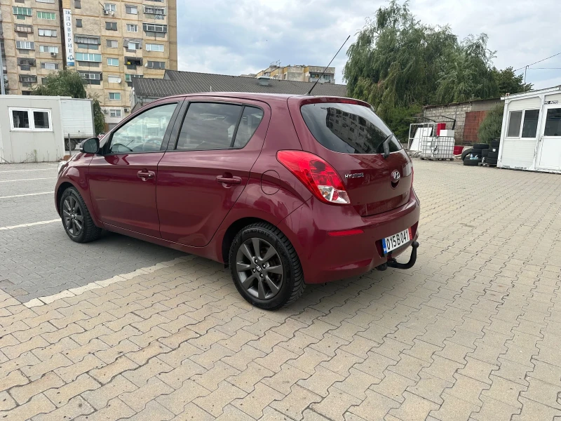 Hyundai I20 1.25 /86 kc /led, снимка 6 - Автомобили и джипове - 47130946