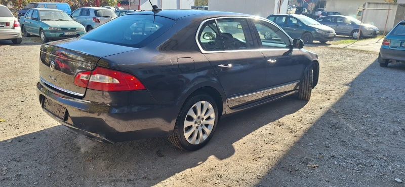 Skoda Superb 3.6 бензин + газ, снимка 6 - Автомобили и джипове - 47930323