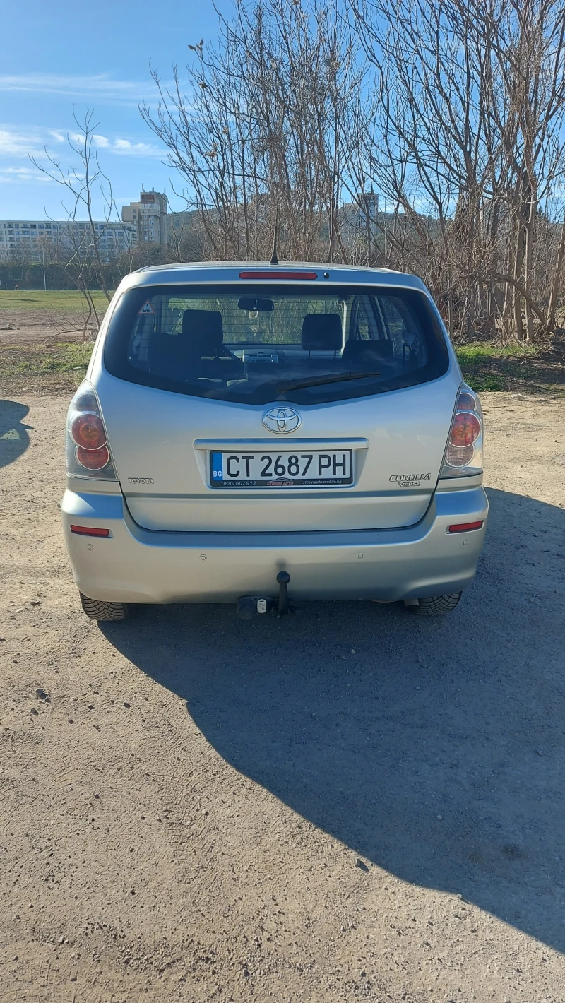 Toyota Corolla verso, снимка 4 - Автомобили и джипове - 49413698