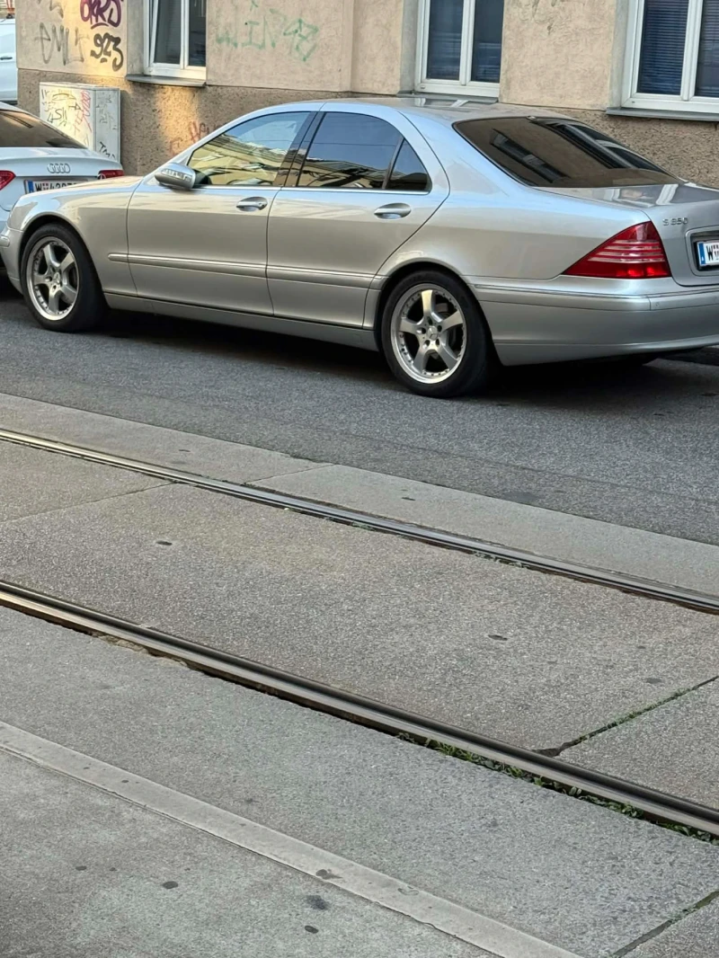 Mercedes-Benz 350 3.5