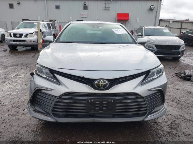 Toyota Camry 2.5L I-4 DI, DOHC, VVT, 203HP Front Wheel Drive, снимка 4 - Автомобили и джипове - 53095613