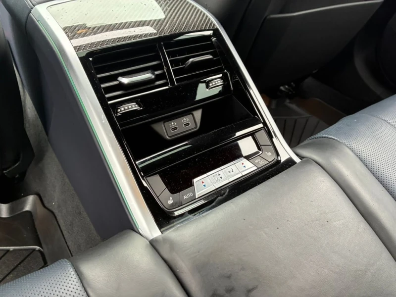 BMW 850 2023 * XDRIVE M PЕRFORMANCE PACKADE * CARBON, снимка 13 - Автомобили и джипове - 53130896
