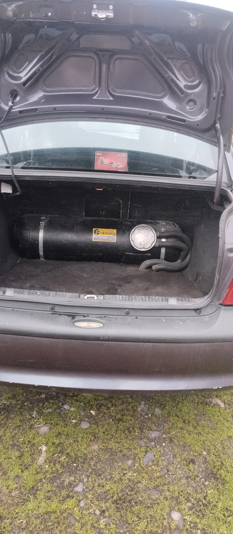 Opel Vectra 1.6 - изображение 6