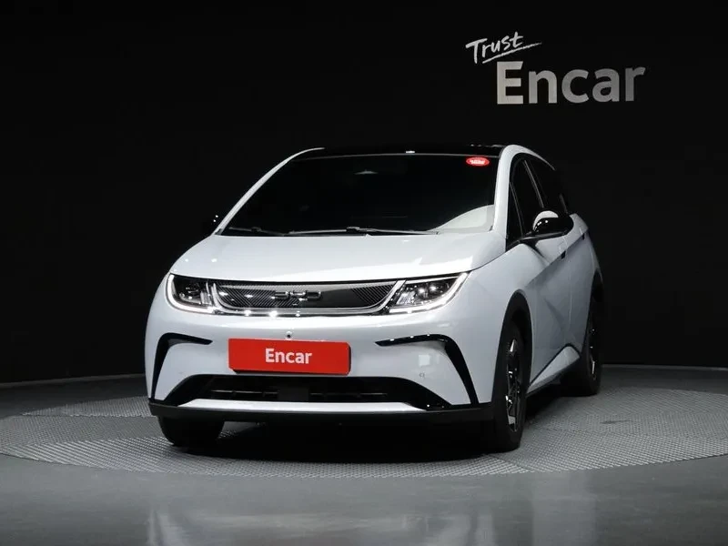 BYD Dolphin САМО 30% АВАНС, снимка 3 - Автомобили и джипове - 56223370