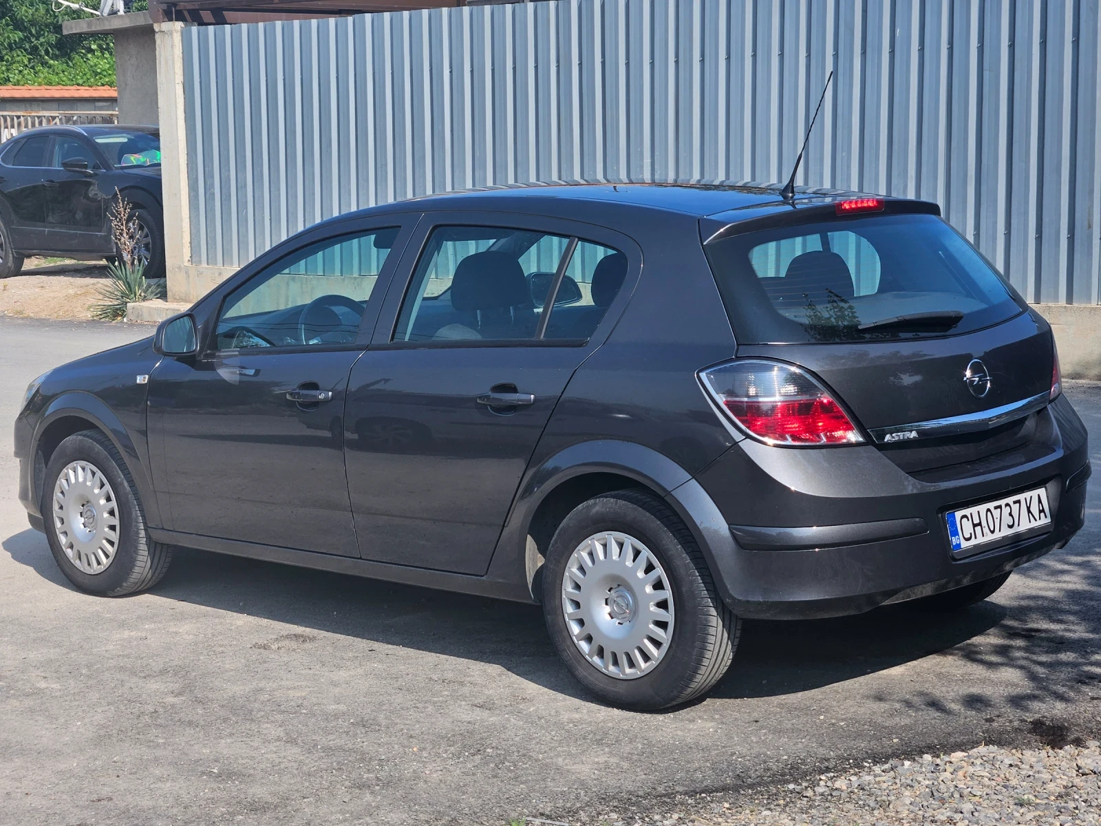 Opel Astra 1, 6i J (Clasic III) - изображение 4