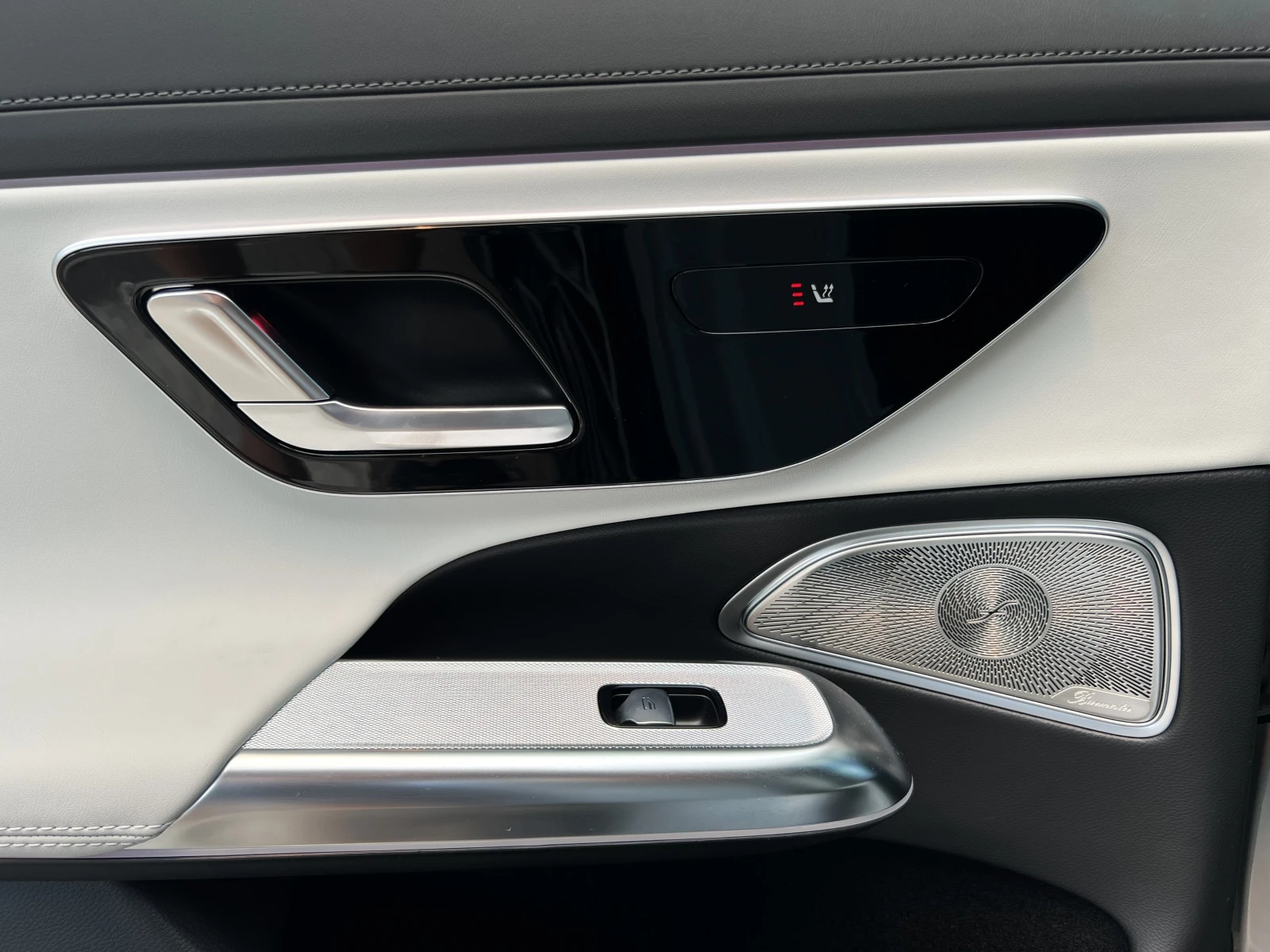 Mercedes-Benz E 53 AMG HYBRID/4M/NIGHT II/SUPERSCREEN/   | Mobile.bg   15