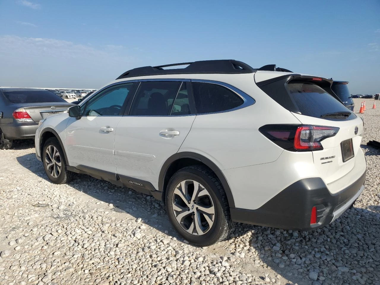 Subaru Outback LIMITED XT* AWD* АВТО КРЕДИТ - изображение 6