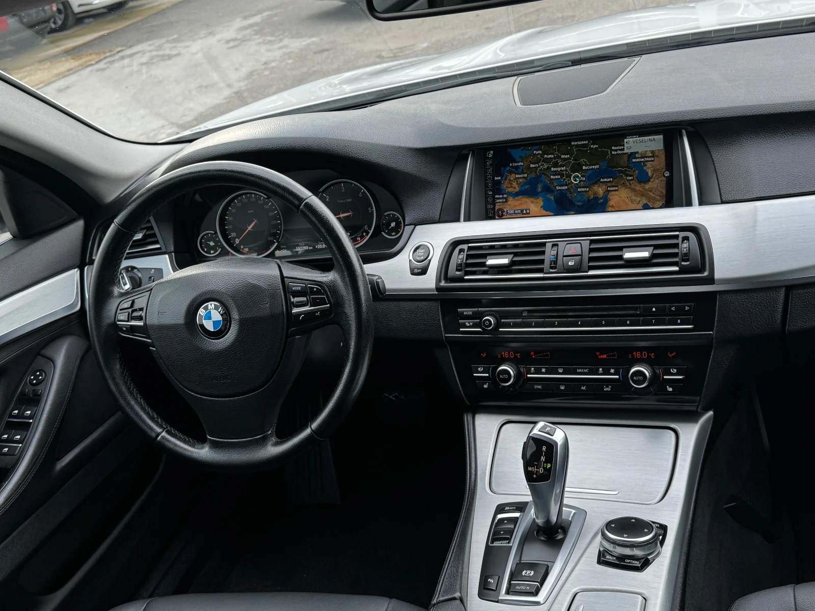 BMW 520 2.0D Twin Turbo ИТАЛИЯ - изображение 10