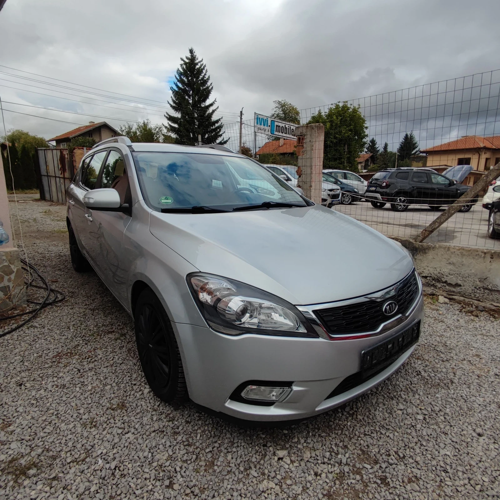 Kia Ceed 1.6 CRDI* FACELIFT* 116ks* KLIMATRONIK*  - изображение 3