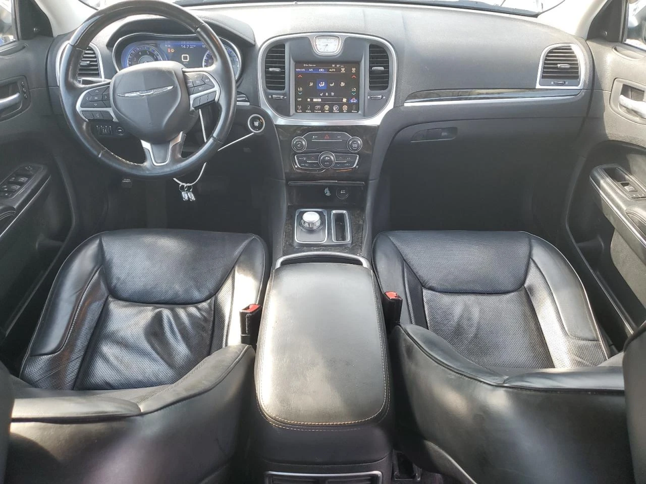 Chrysler 300c 3.6L - изображение 8