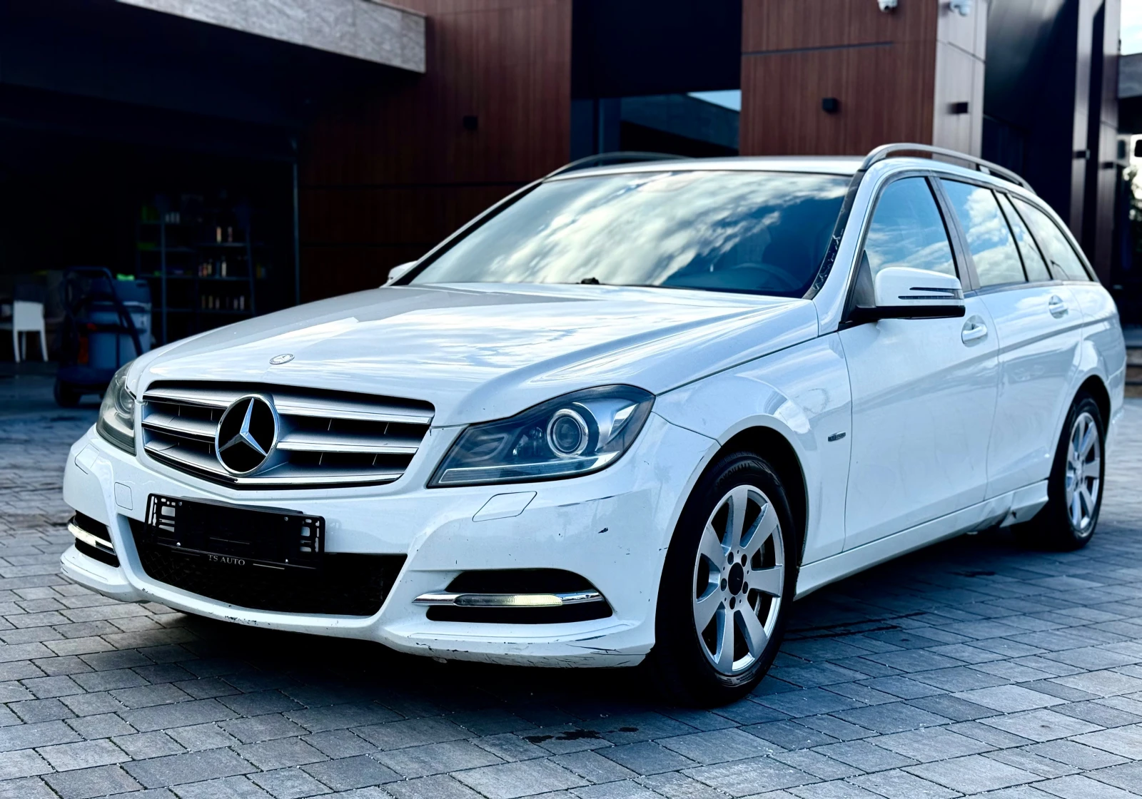 Mercedes-Benz C 220 | Mobile.bg � ����������� 1