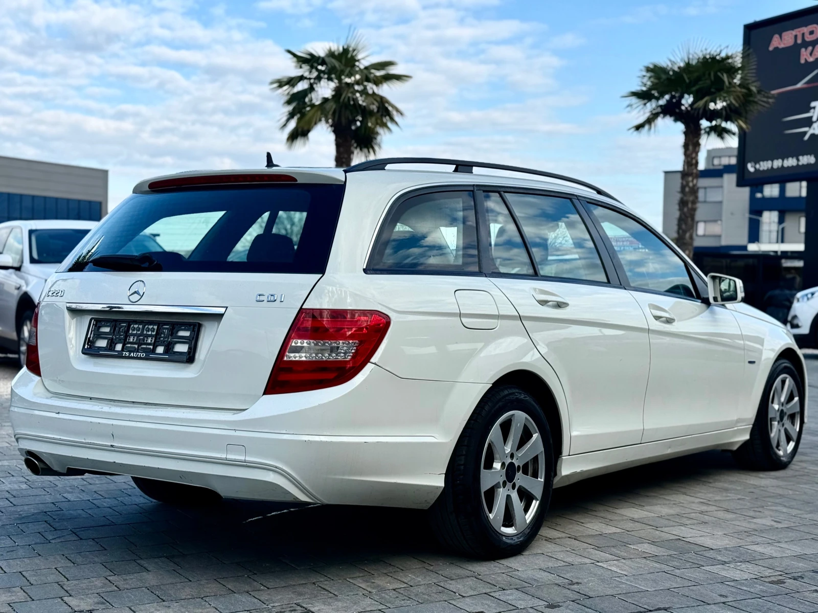 Mercedes-Benz C 220  - изображение 3