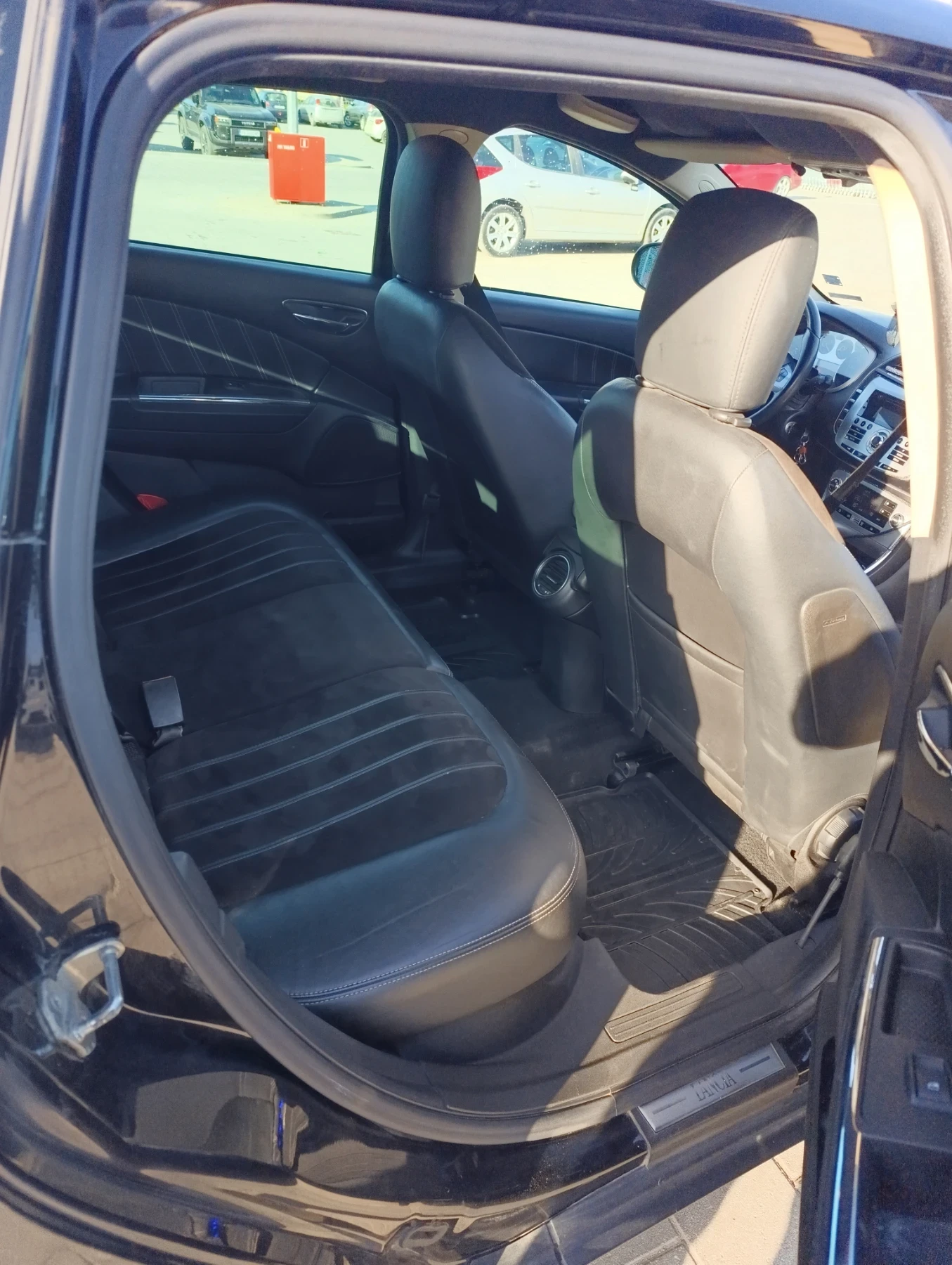 Lancia Delta, снимка 8 - Автомобили и джипове - 53916470