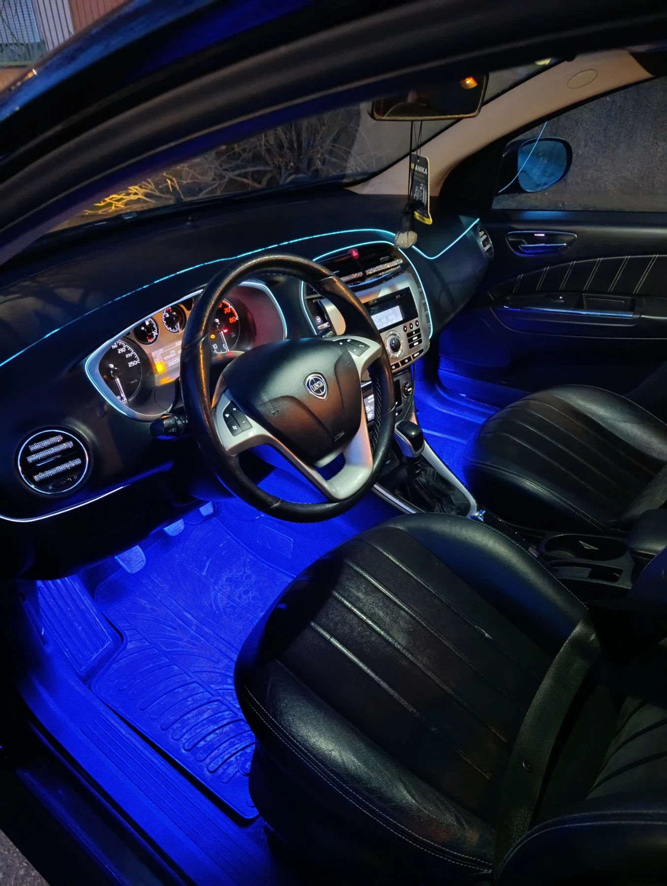 Lancia Delta, снимка 3 - Автомобили и джипове - 53916470