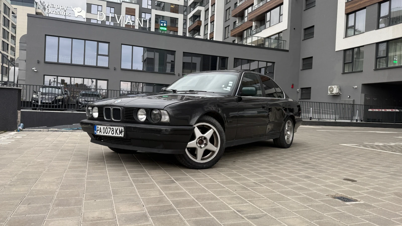 BMW 520, снимка 3 - Автомобили и джипове - 54087234