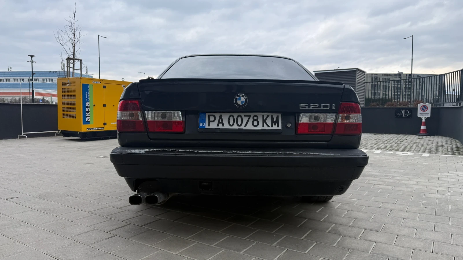 BMW 520, снимка 8 - Автомобили и джипове - 54087234