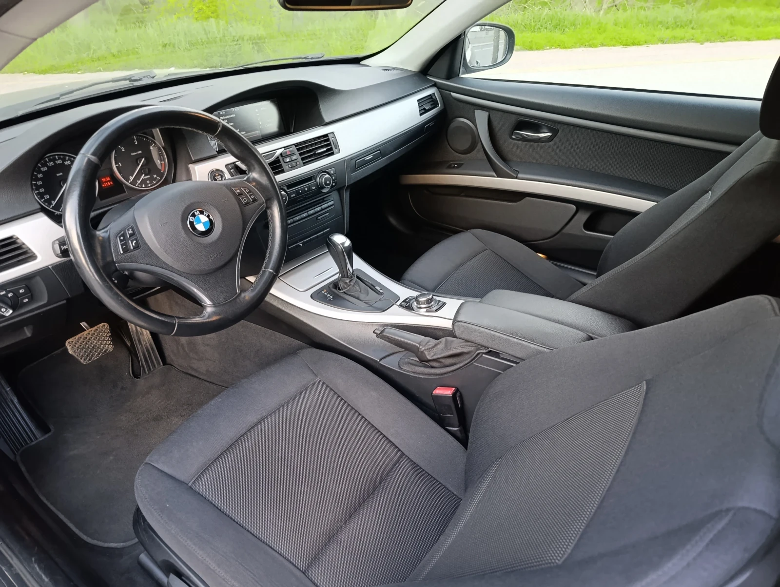 BMW 320 D LCI 184HP | Сменени вериги | Сервизна история, снимка 5 - Автомобили и джипове - 54172074