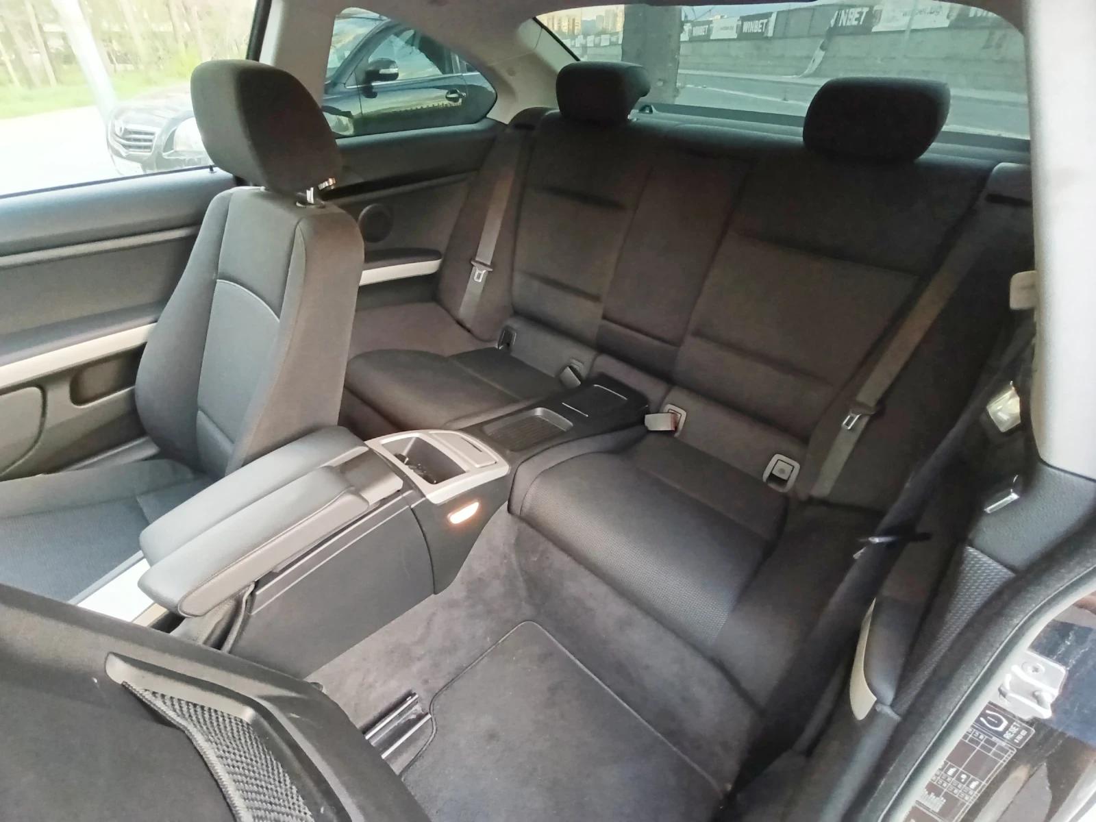 BMW 320 D LCI 184HP | Сменени вериги | Сервизна история, снимка 8 - Автомобили и джипове - 54172074