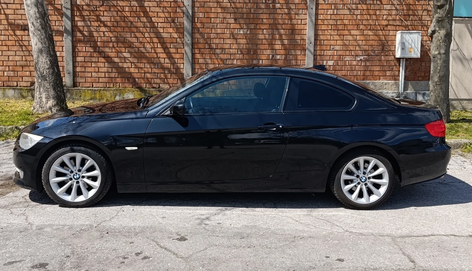 BMW 320 D LCI 184HP | Сменени вериги | Сервизна история, снимка 3 - Автомобили и джипове - 54172074