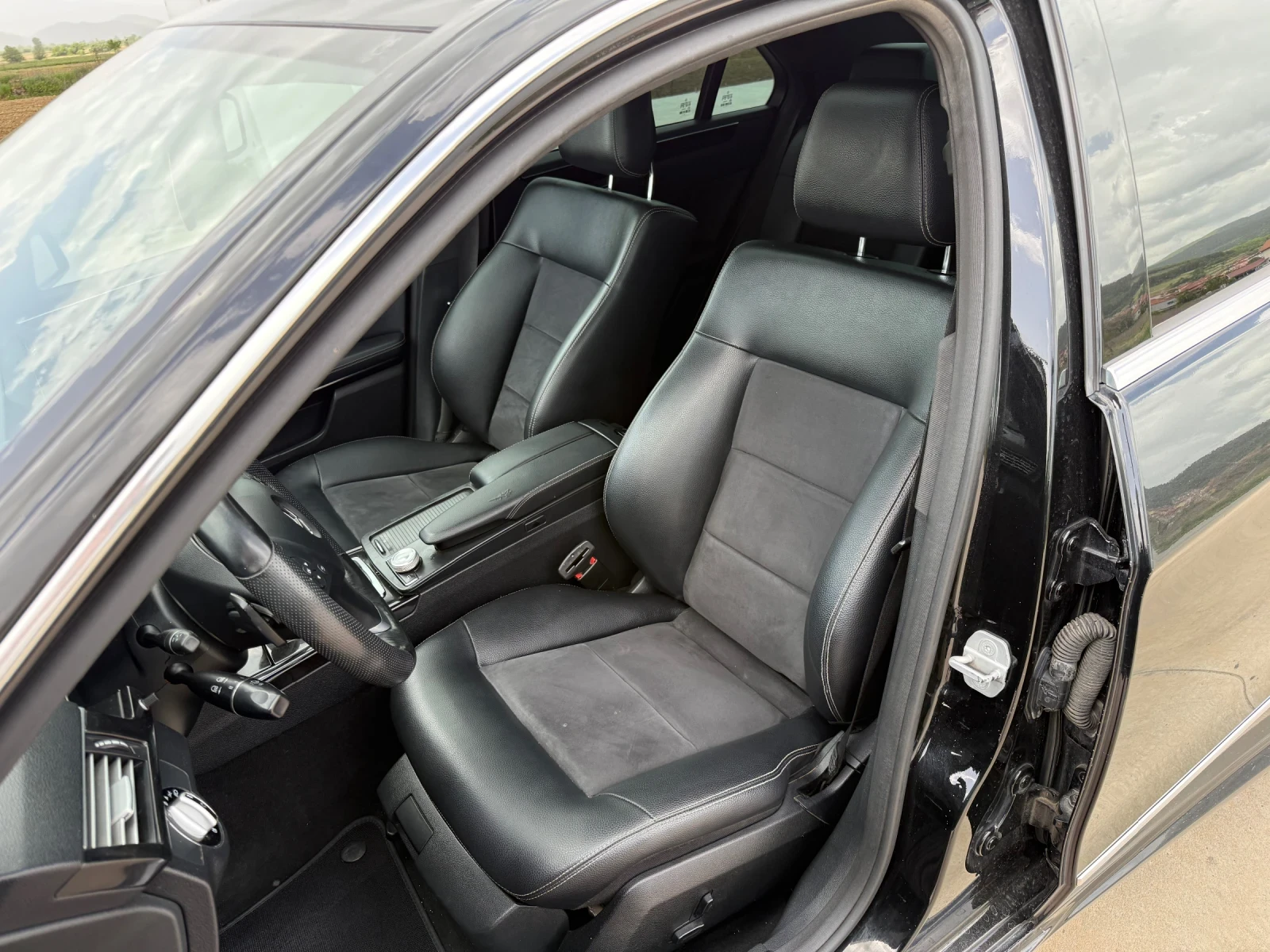 Mercedes-Benz E 220, снимка 8 - Автомобили и джипове - 54509620