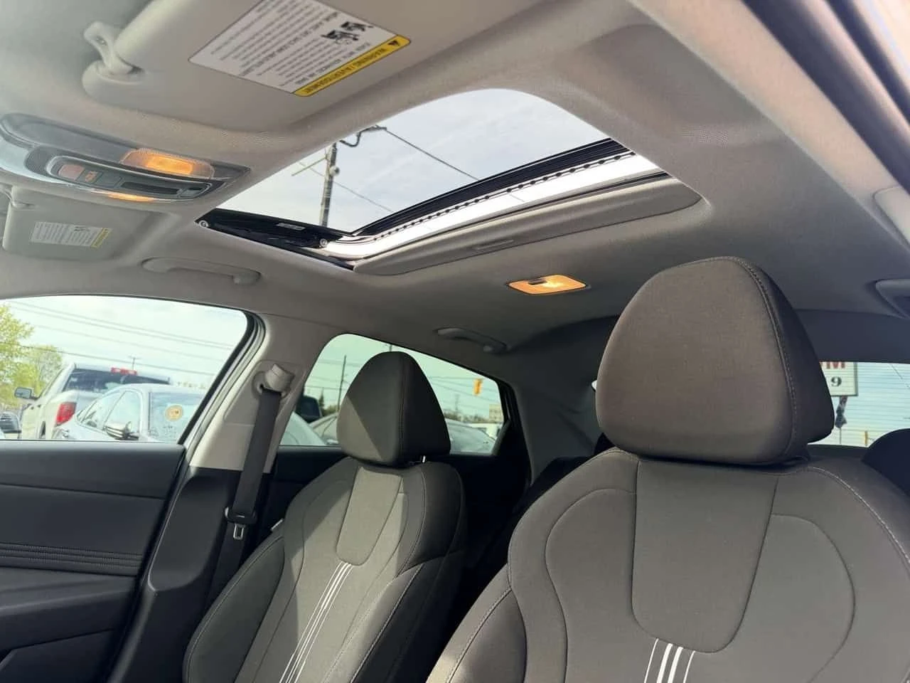 Hyundai Elantra * CARFAX * ���� �� �� | Mobile.bg � ����������� 9
